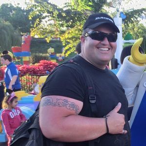 Meet your Posher, Mikaele